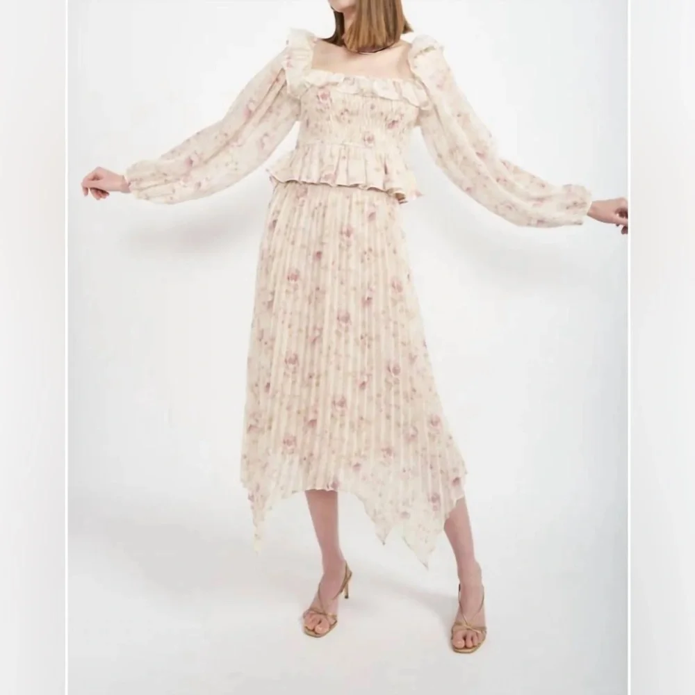 En Saison Kika Blouse & Midi Skirt Set in Pink Floral
